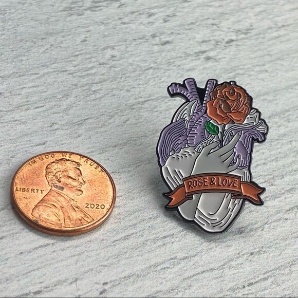 Heart of Rose & Love Enamel Pin/ Brooch Lapel - Picture 3 of 6